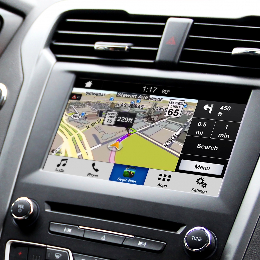 Ford smartfonowe aplikacje nawigacyjne na ekranie w