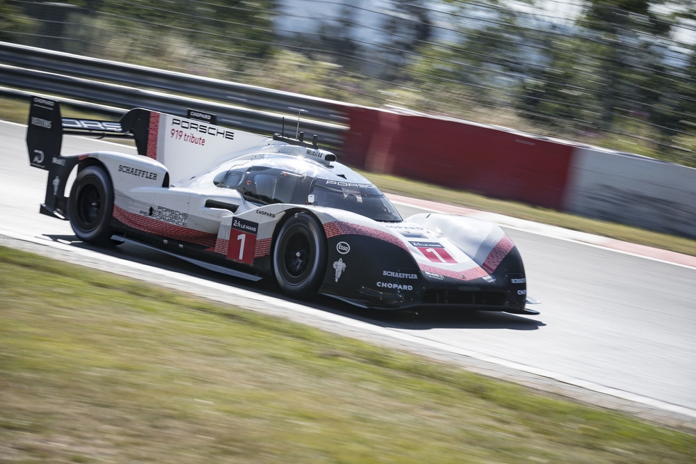 Porsche 919 Hybrid Evo okazało się lepsze od bolidów