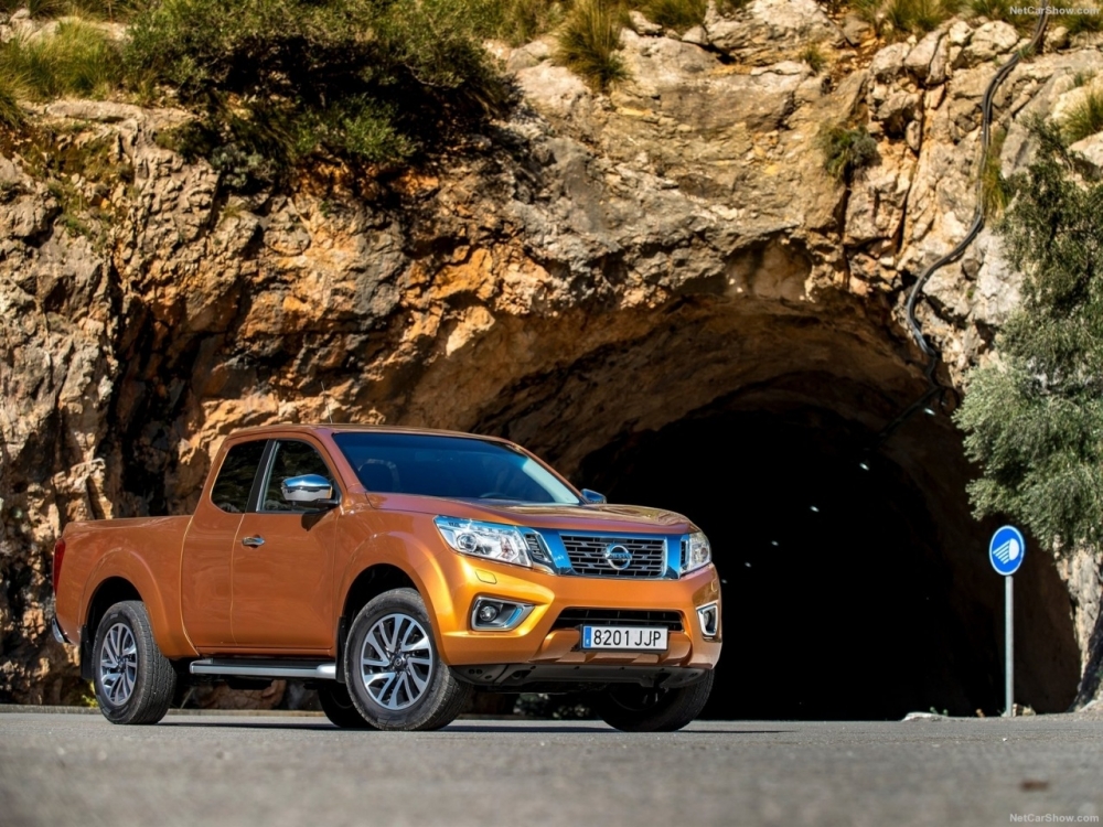 Nissan Navara pomaga sprzątać europejskie plaże