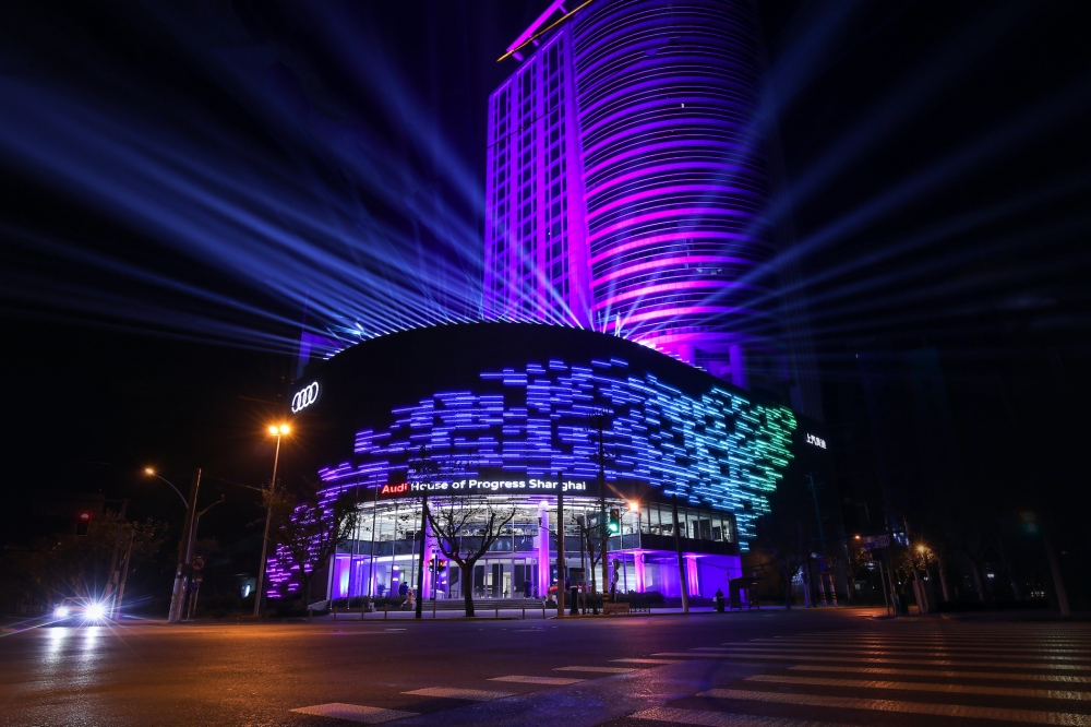 SAIC Audi otwiera największy na świecie salon Audi w Szanghaju