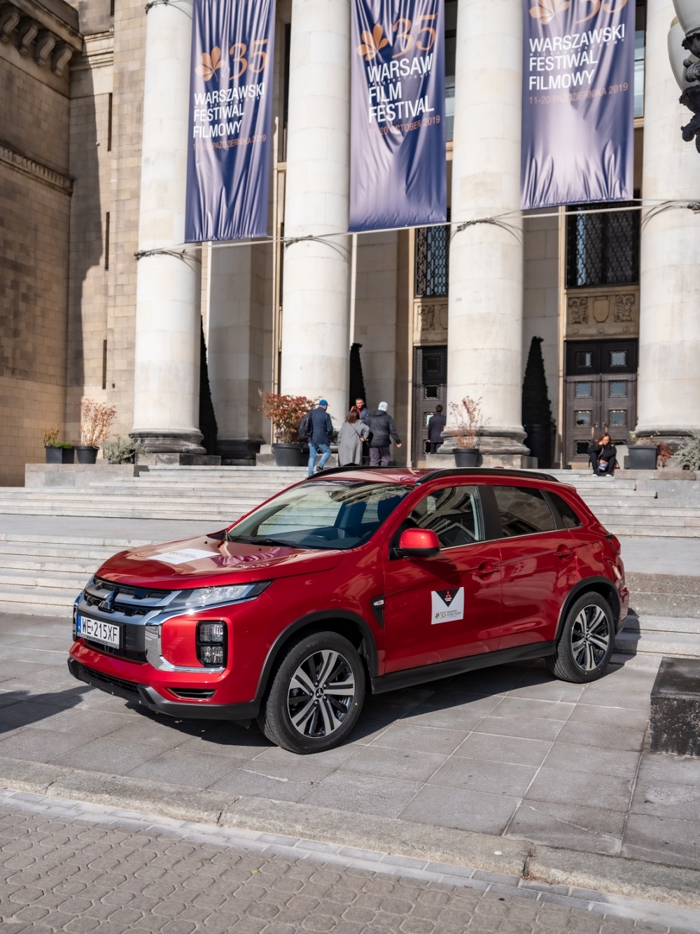 Nowe Mitsubishi ASX i L200 oficjalnymi samochodami 35