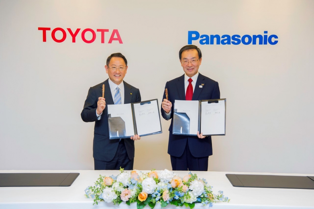 Toyota i Panasonic mogą wkrótce produkować baterie litowo-jonowe