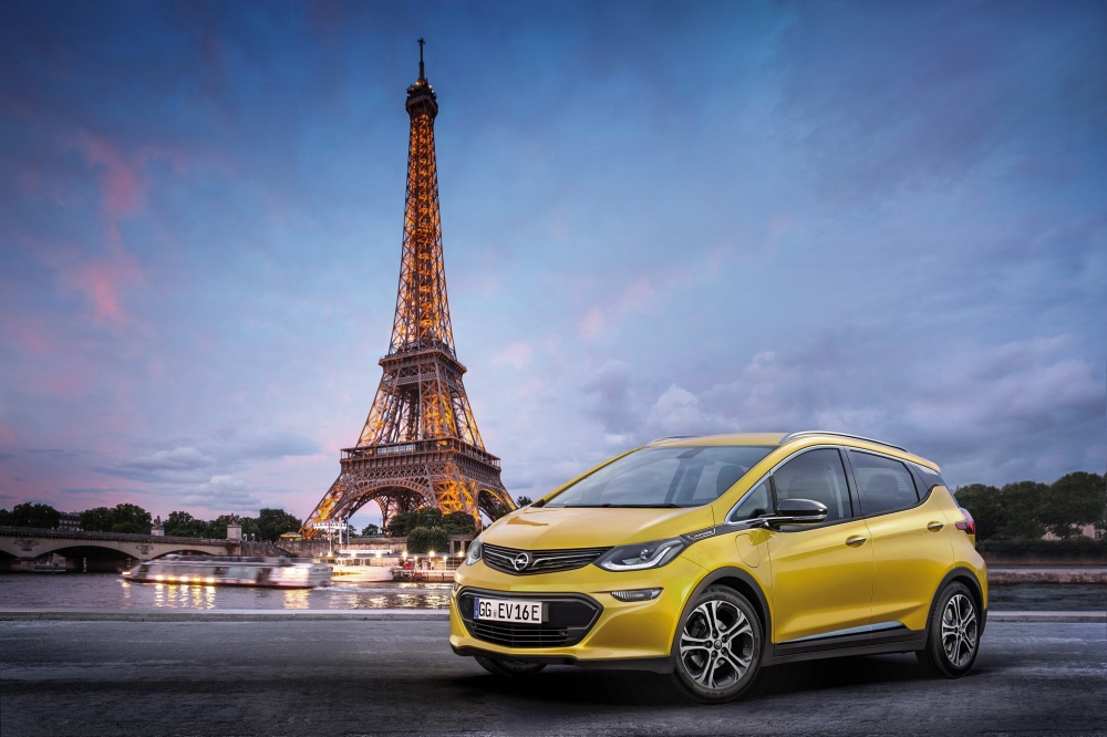 Opel Ampera‑e: debiut w Paryżu