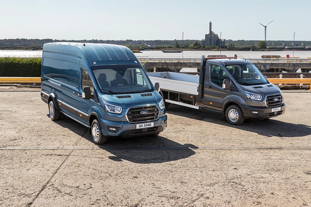 Ford ogłasza wprowadzenie pięciotonowego Transita o większej ładowności, przygotowanego do szerszego zakresu modyfikacji